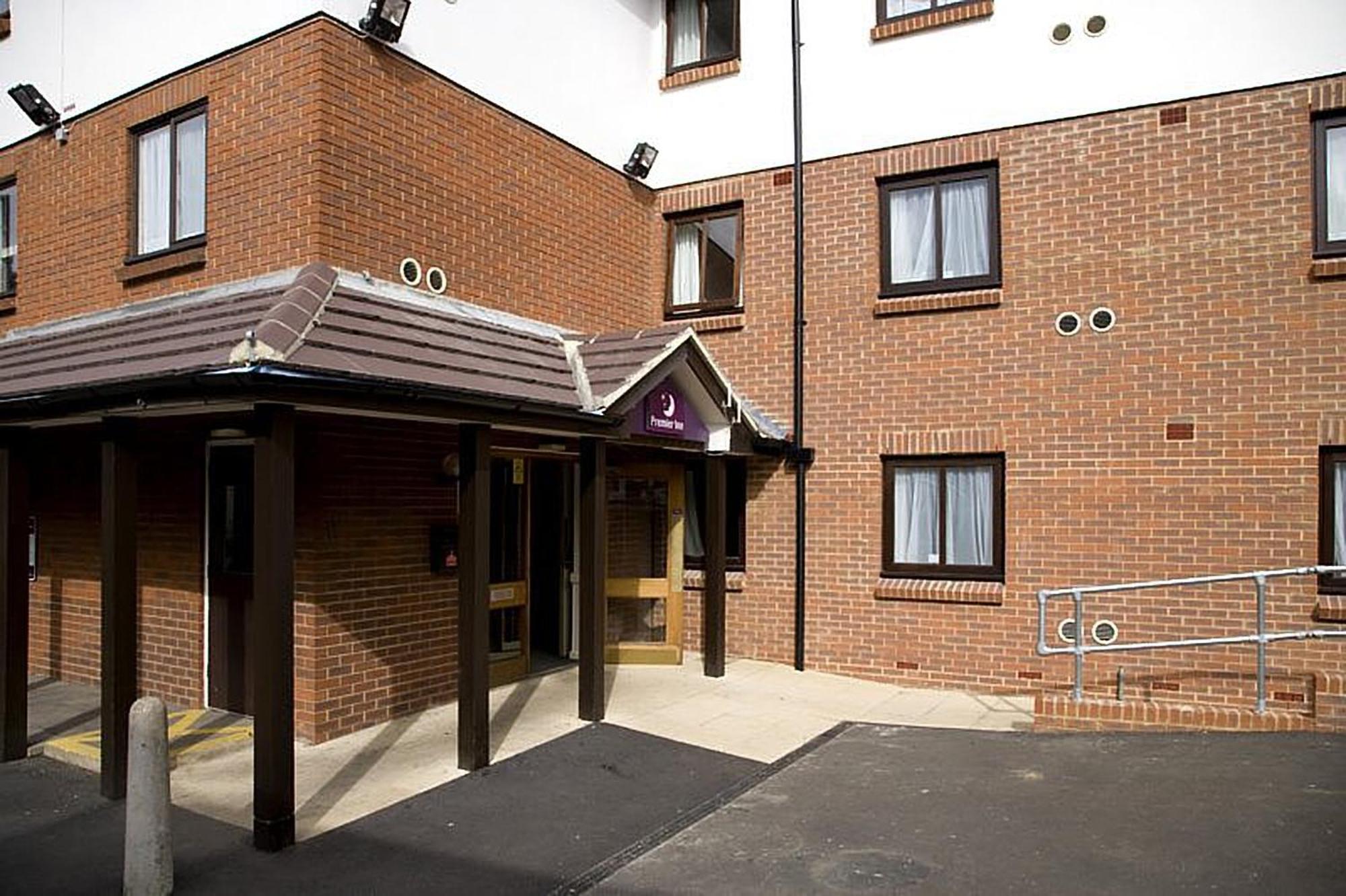 Premier Inn London Hayes, Heathrow Hayes  Eksteriør billede